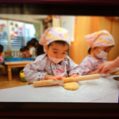 12月9日の給食 クッキー作りをしました♪_c0293682_16554528.jpg