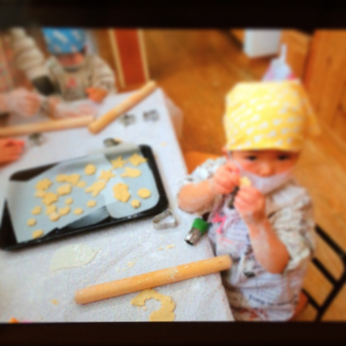 12月9日の給食 クッキー作りをしました♪_c0293682_16554611.jpg