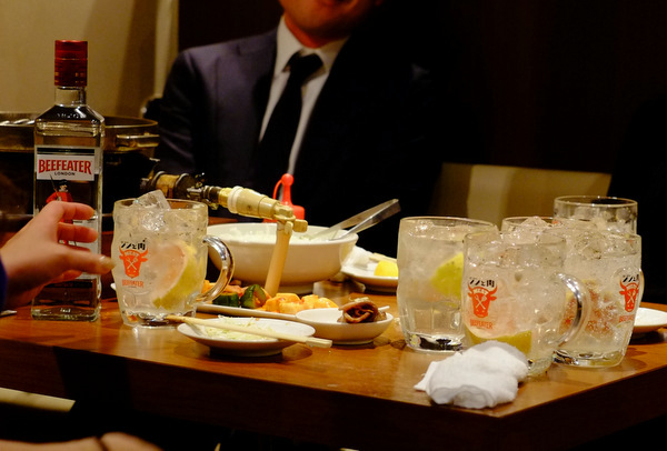 「浜松町・大門 ホルモン在市のごちゃまぜ焼きとジントニ!」_a0000029_19154045.jpg