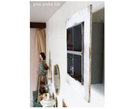 3分 DIY ☆ 賃貸でもOK!壁掛け飾り棚_d0351435_17531019.jpg