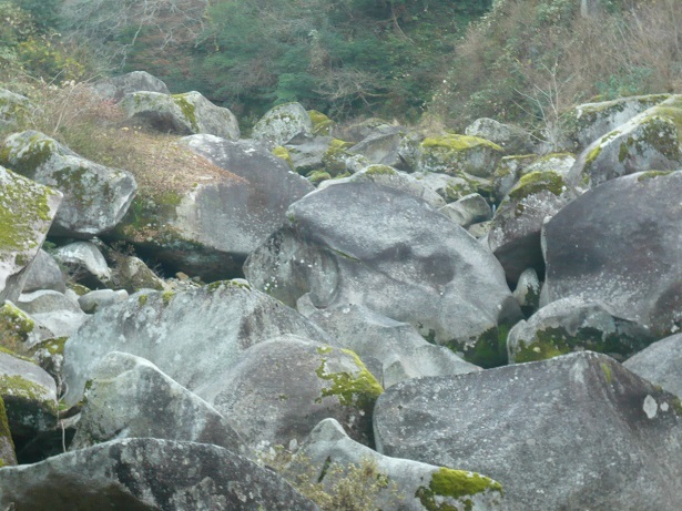 鰐の恋山　―　鬼の舌震　　　　仁多郡奥出雲町　_e0354697_00450228.jpg