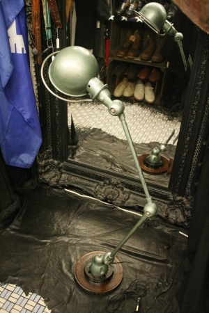 2015 OCT ヨーロッパ後記３２(入荷　FRANCE vintage 50s 60s 70s Jielde atelier lamp)_f0180307_03291515.jpg