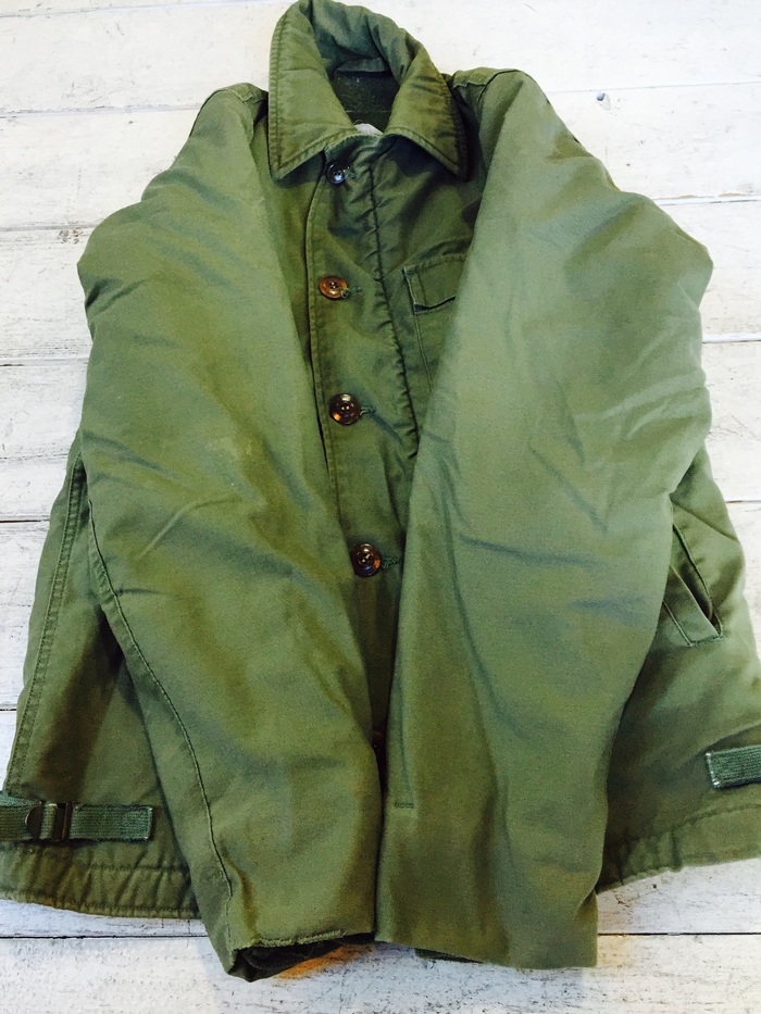 昨日の続き VINTAGE \"U.S.NAVY\" A-2 DECK JACKET W/STENCIL_c0177238_17523114.jpg