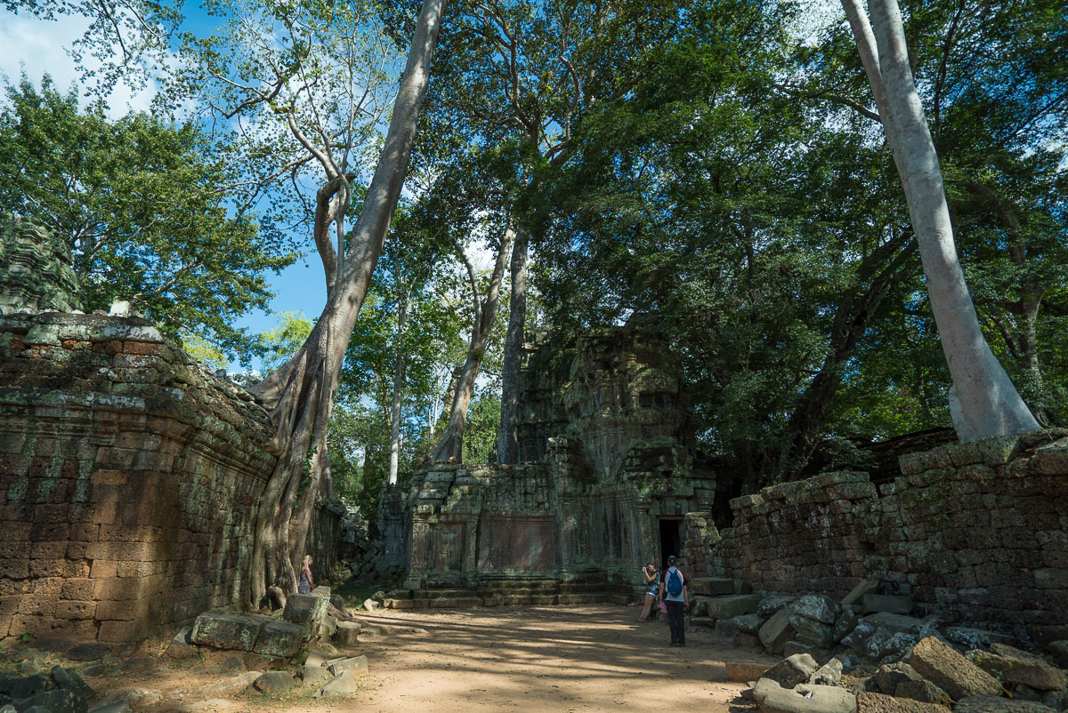 タ・ブローム寺院_b0316339_08272193.jpg