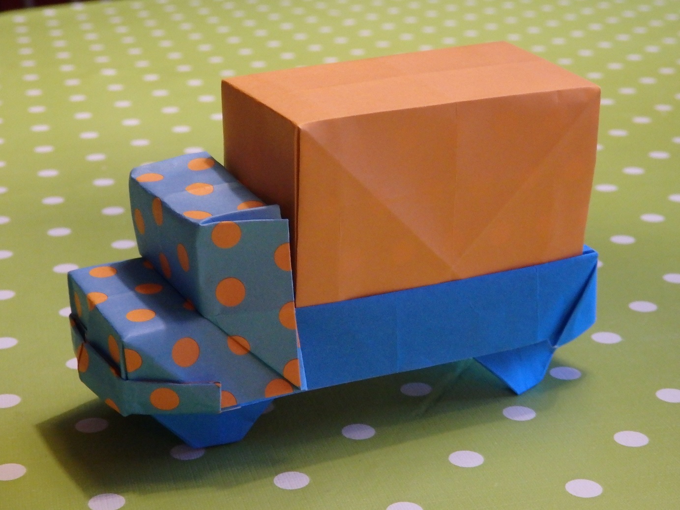 折り紙 車 立体 作り方 Kuruma
