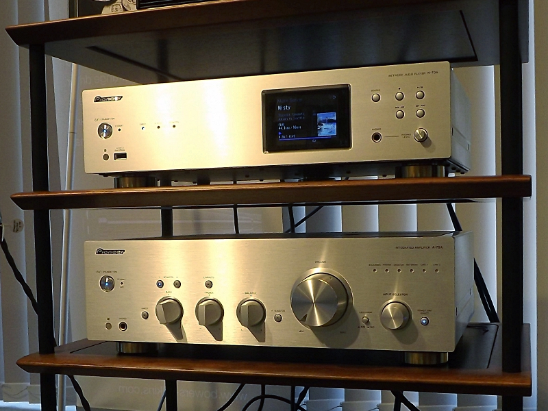 Pioneer A-70A展示しました!_c0113001_18434590.jpg