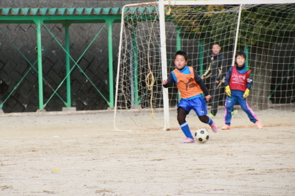 12 13 緑丘サッカー少年団練習試合 日出サッカースポーツ少年団