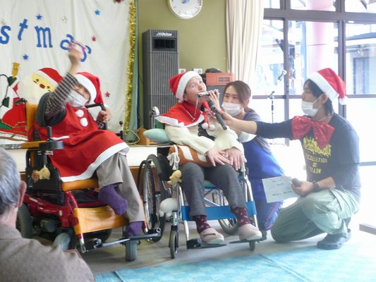 12/13 聖愛園クリスマス会_a0154110_10205251.jpg