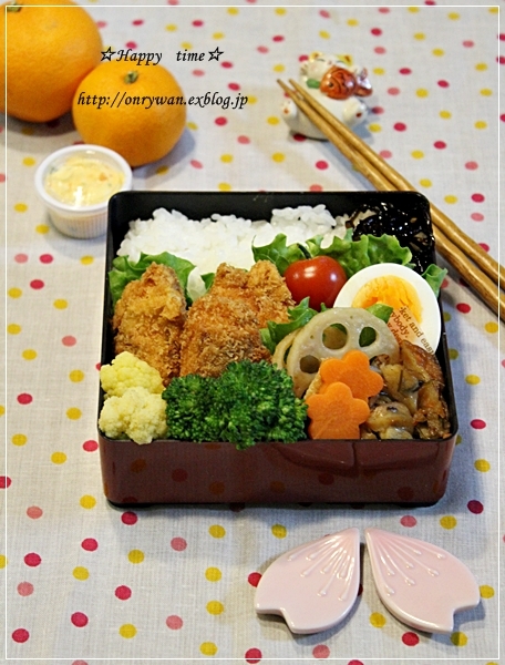 タルタル鮭フライ弁当とバンズ♪_f0348032_17432659.jpg