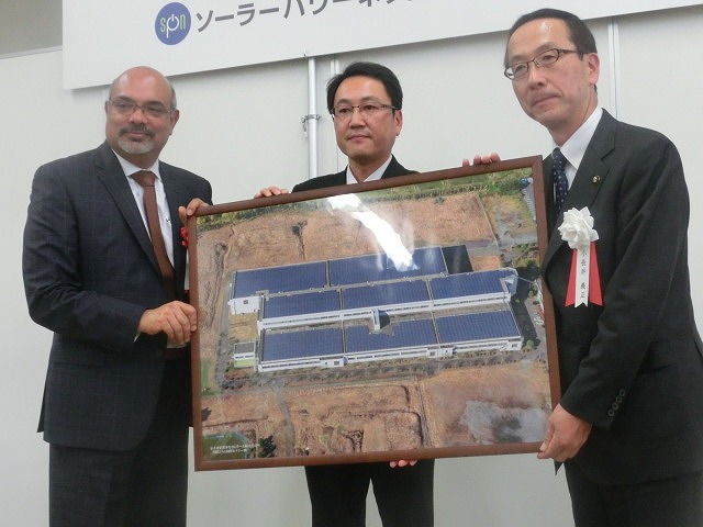 富士市の新たな「収入」と「安心」　屋根貸し方式による「東部浄化センター太陽光発電所」の開所式_f0141310_7514116.jpg