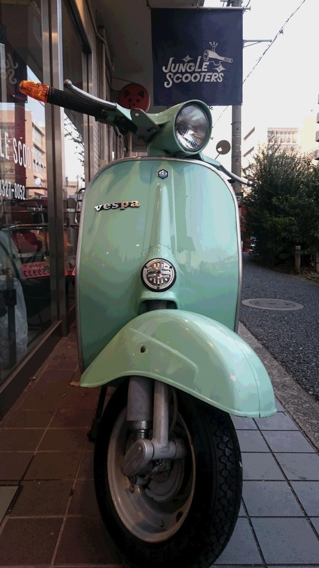 Piaggio Vespa50S ベスパグリーン！ 400km_f0123137_1628669.jpg