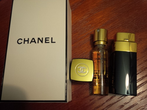 Chanel No.5 Parfum_e0300616_17591115.jpg