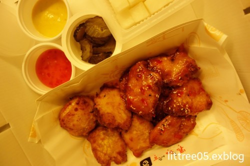 明洞 オッパッタッでチキンをテイクアウト 光と木