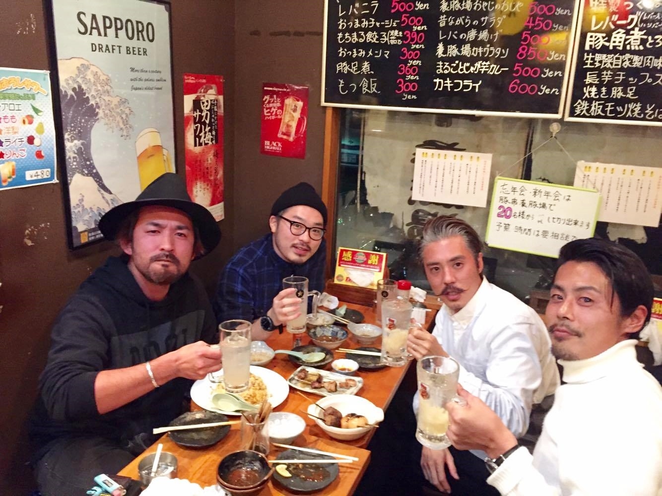 お知らせと忘年会とYシャツの私_f0180307_17342778.jpg