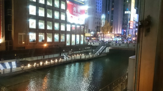 f0350423_22012006.jpg