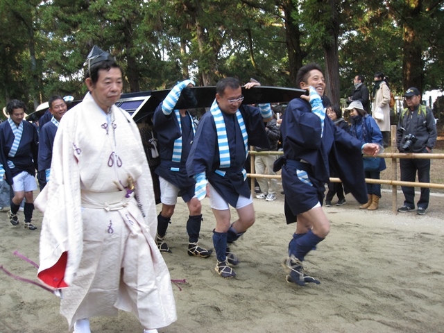 奈良 『春日若宮おん祭』 お渡り式_b0139849_10154125.jpg