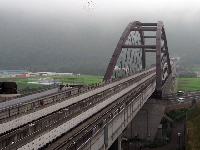 超電導磁気浮上式鉄道（リニアモーターカー）本線工事着手_f0015474_1955988.jpg