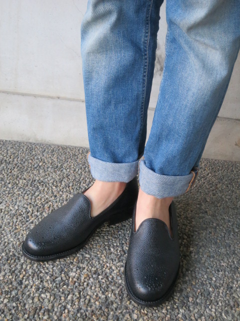 奇跡的な最終の入荷です。。。INVERALLAN のSNOW FLAKE (別注・RED色)!♪!_d0152280_2222472.jpg