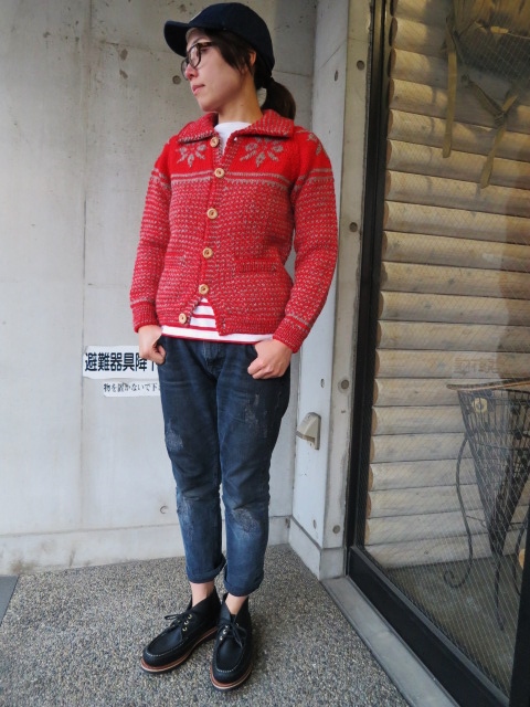 奇跡的な最終の入荷です。。。INVERALLAN のSNOW FLAKE (別注・RED色)!♪!_d0152280_22245280.jpg
