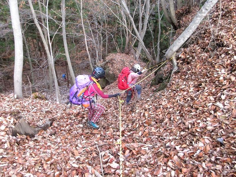 下仁田町　星穴探検隊が行く初冬の妙義山　　　　　Hoshianadake in Mount Myōgi, Gunma_f0308721_2275262.jpg