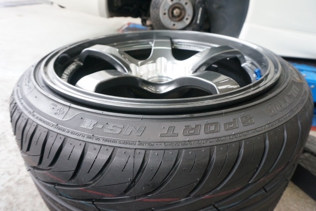 と*く様 レイズ 深リム 11j 18インチ 265/35 バリ山 RAYS と*く様 レイズ 深リム 11j 18インチ 265/35 バリ山 RAYS - メルカリ