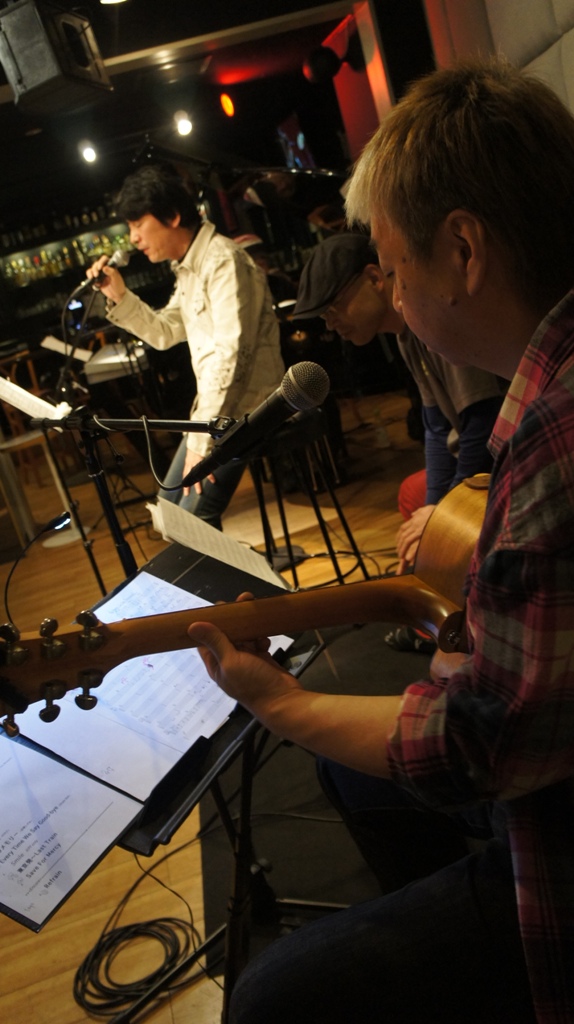 目黒アコライブは明日!_d0353129_03241915.jpg