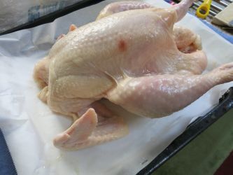 リンゴを詰めた鶏の丸焼き うまこの天袋