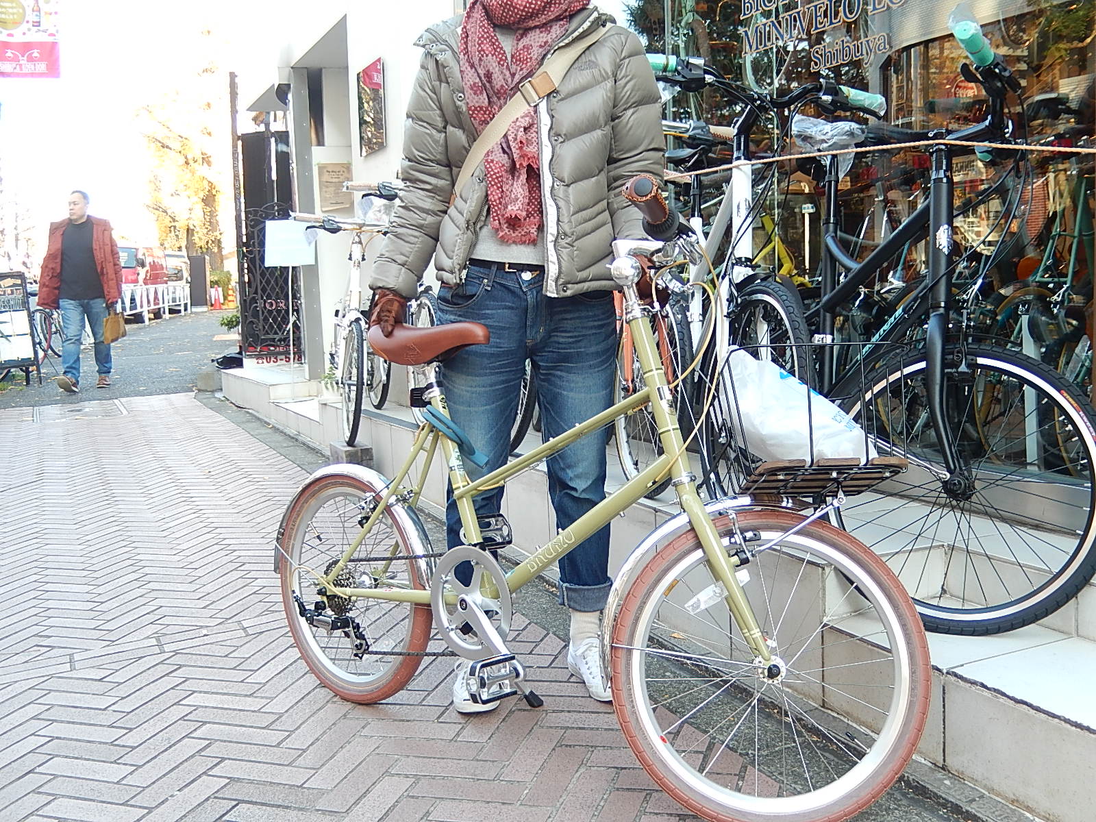12月20日　渋谷　原宿　の自転車屋　FLAME bike前です_e0188759_16104696.jpg