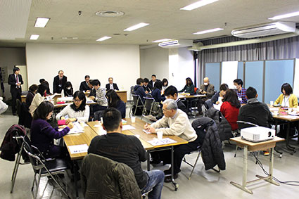 学生ファシリテーションが、「氷」をとかしていく。_f0127806_1921110.jpg