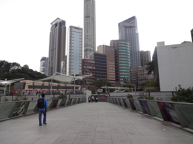 b0248150_04444093.jpg