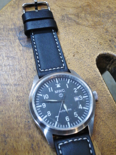 MWC ・・・ Military WATCH Company 。。。年末の自分へのPresent!へ_d0152280_21382011.jpg