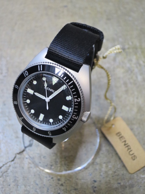 MWC ・・・ Military WATCH Company 。。。年末の自分へのPresent!へ_d0152280_21581924.jpg