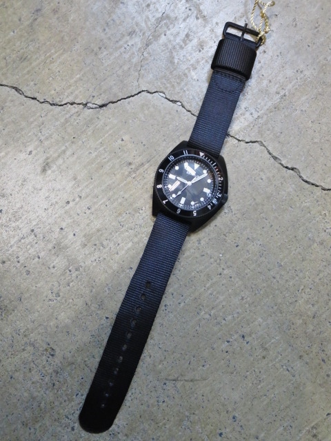 MWC ・・・ Military WATCH Company 。。。年末の自分へのPresent!へ_d0152280_2222817.jpg