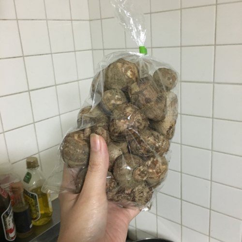 サトイモゲット_e0239908_22504686.jpg