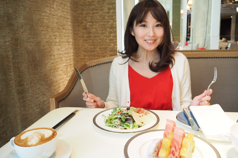 Mandarin Oriental Taipeiの朝食\"Café Un Deux Trois\"or\"雅閣\"?_d0063314_193054100.jpg