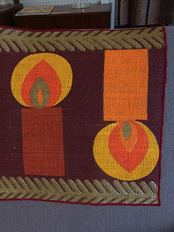vintage table runner_c0139773_02092881.jpg