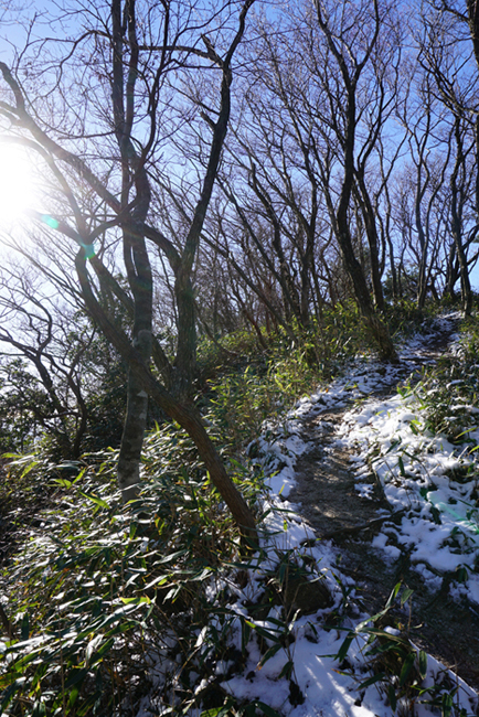 いよいよ雪山シーズン！　釈迦ヶ岳へ(^o^)／_e0077010_11134268.jpg