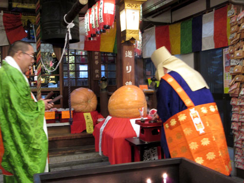 かぼちゃ供養 矢田寺_e0048413_1512073.jpg