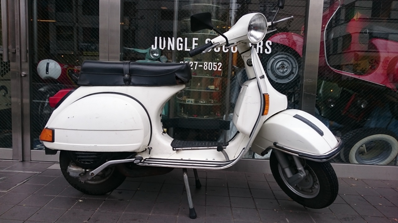 ベスパ　98 1947年モデル　ハンドビルト　ホワイトメタルモデル　非売品 ベスパ 98 1947年モデル ハンドビルト ホワイトメタルモデル 非売品