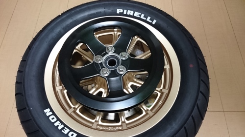 ピレリスポーツデーモンに交換 8r Gogo