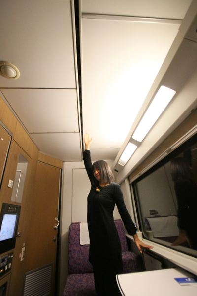 寝台特急カシオペア お部屋とシャワー_d0179447_21305615.jpg