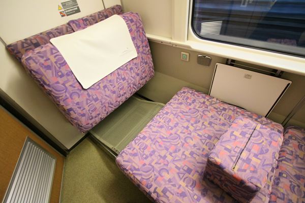 寝台特急カシオペア お部屋とシャワー_d0179447_21382089.jpg