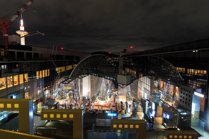 クリスマスイルミネーション in KYOTO Station _f0155048_1656965.jpg