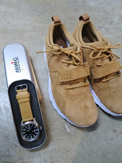 NIKE ・・・ USA Limited MODEL SB TRAINERENDOR PREMIUM!★!_d0152280_19514691.jpg