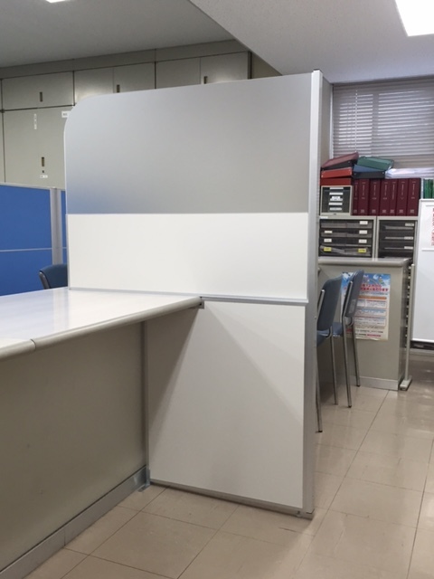 カウンター仕切りパネルの製作_c0215194_21470761.jpg