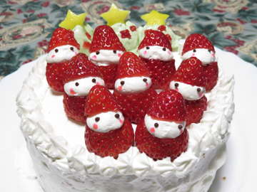 サンタいっぱいクリスマスケーキ ふわふわ もふもふ