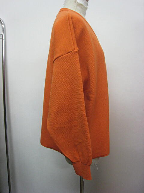 ｃｌｏｃｈｅ （ クロッシェ ）　Ｖネックニット  ＯＲＡＮＧＥ_a0089359_16314931.jpg