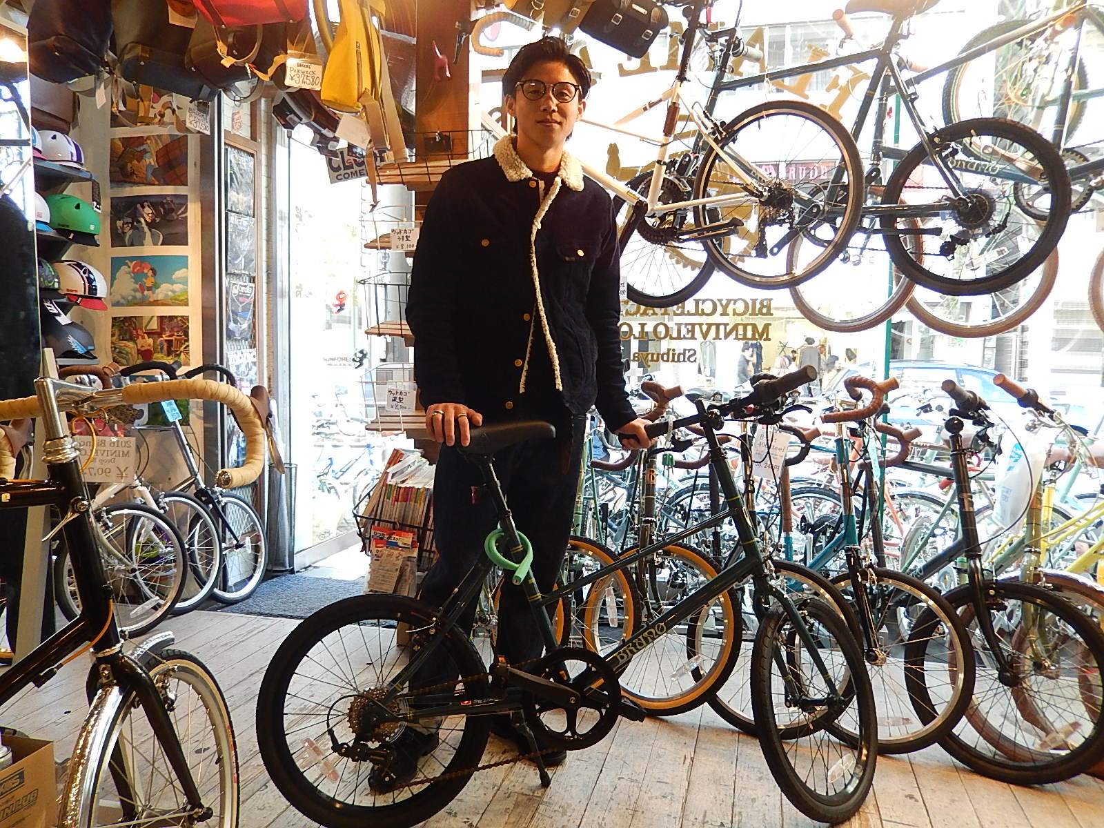 12月24日 渋谷 原宿 の自転車屋 FLAME bike前です_e0188759_17324448.jpg