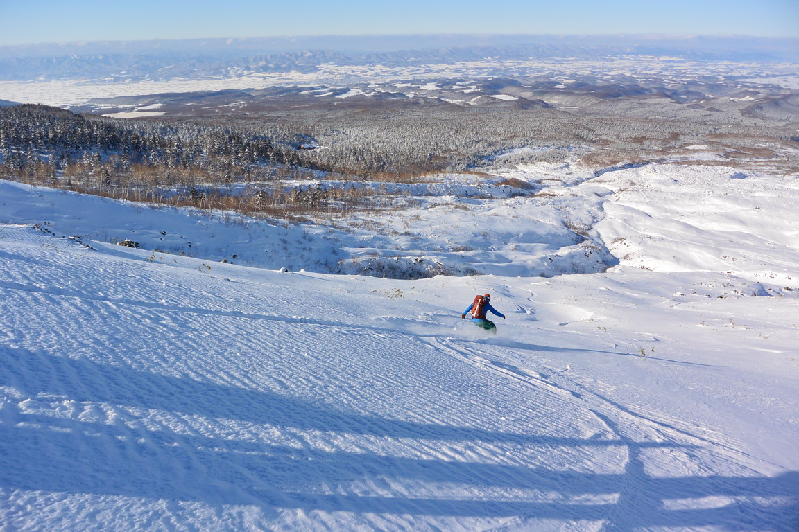 2015年12月　『新雪の山へ、前十勝』　December 2015 \"The beginning of ski season at Mt Tokachi\"_c0219616_22245524.jpg