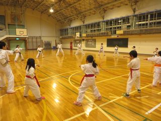 発寒教室 元気に稽古納め!_c0118332_21432283.jpg